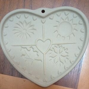 Pampered Chef Heart-Shaped Ceramic Piece